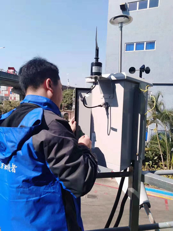 惡臭在線監(jiān)測(cè)系統(tǒng)安裝現(xiàn)場(chǎng)