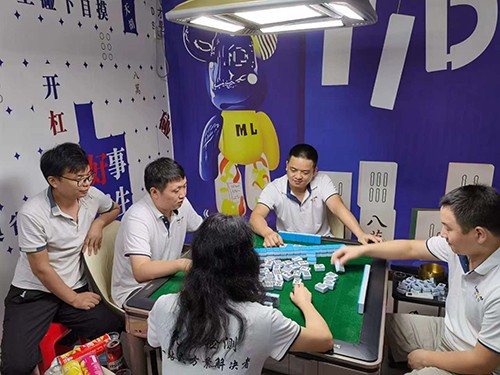 深國(guó)安銷(xiāo)售部團(tuán)建活動(dòng)